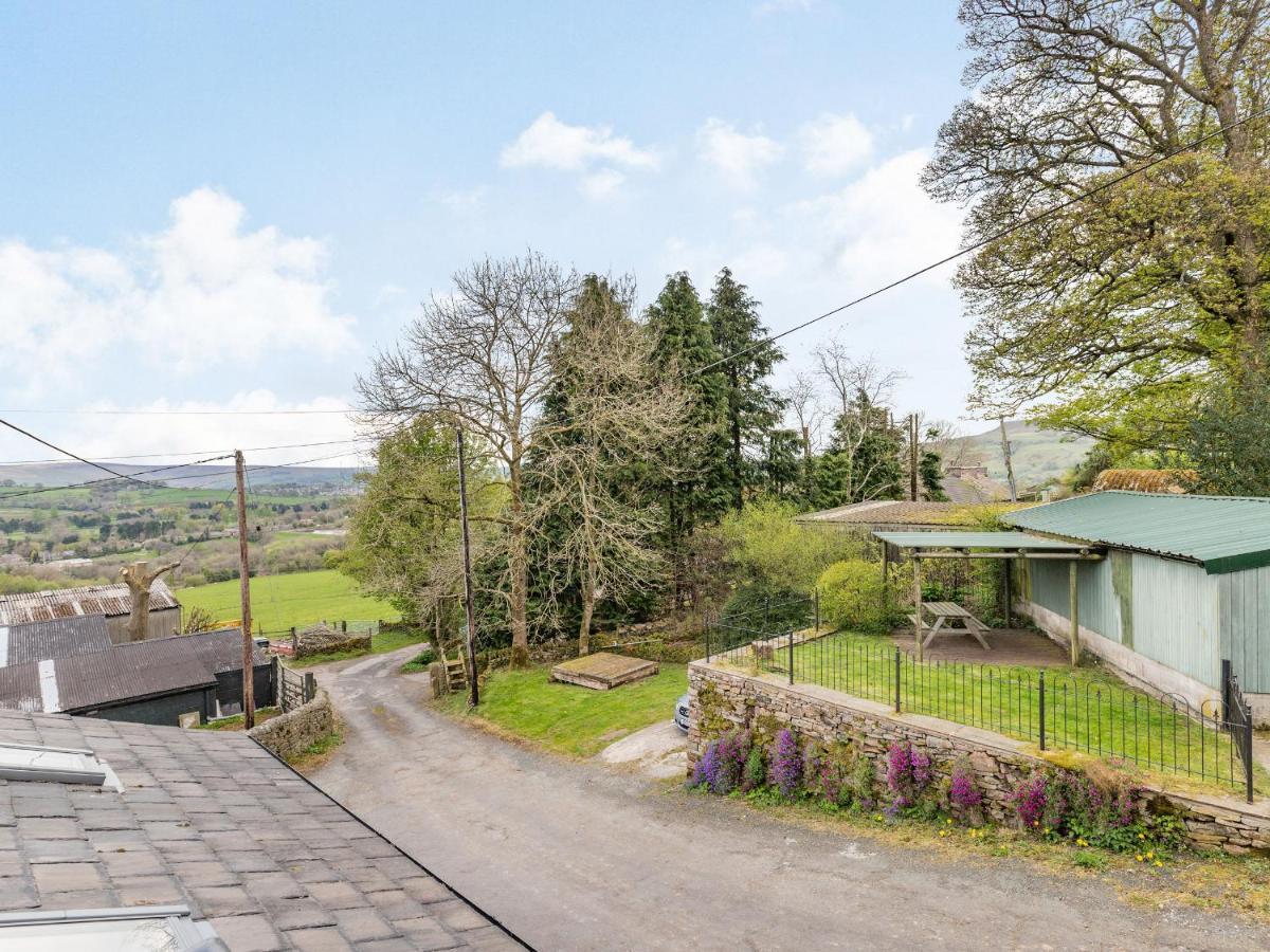The Hayloft Villa Whaley Bridge Bagian luar foto