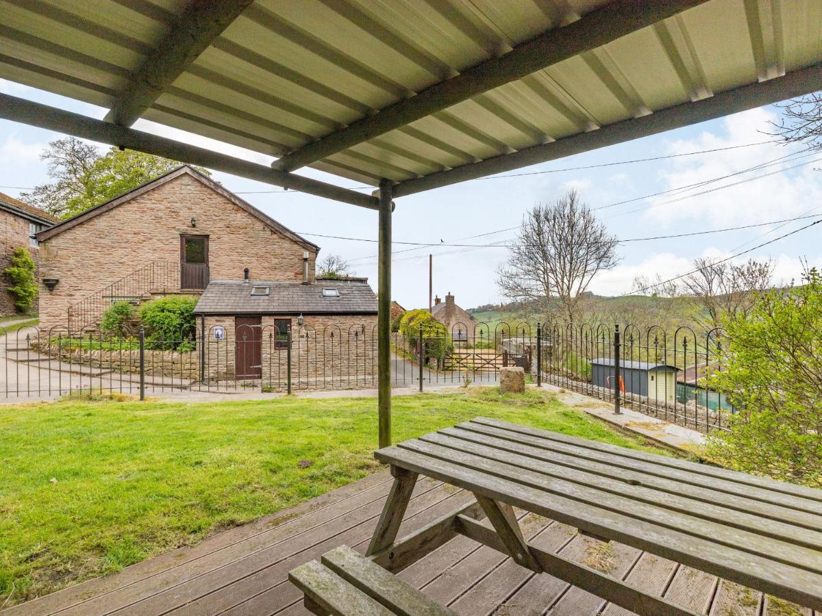 The Hayloft Villa Whaley Bridge Bagian luar foto